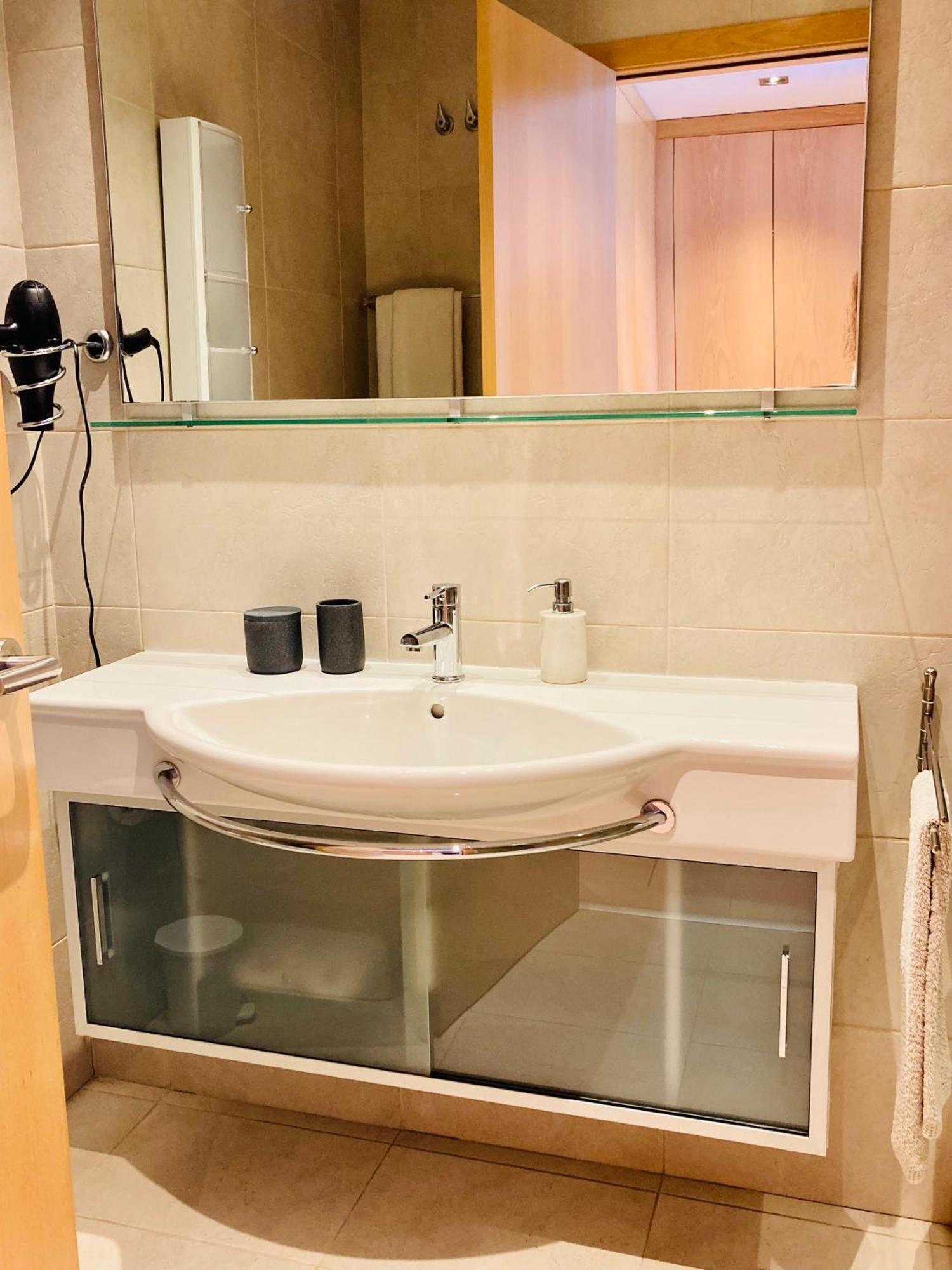 Apartamento Con Vistas Peralada Kültér fotó